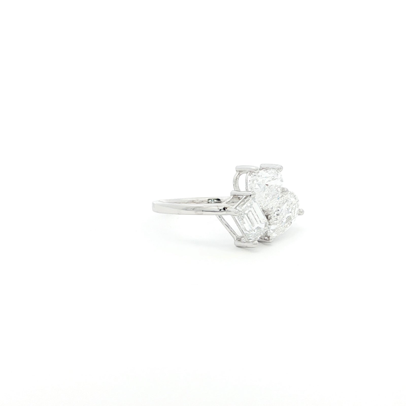Cluster Ring in 10K White Gold - Lab Grown Diamond Ring in Hong Kong