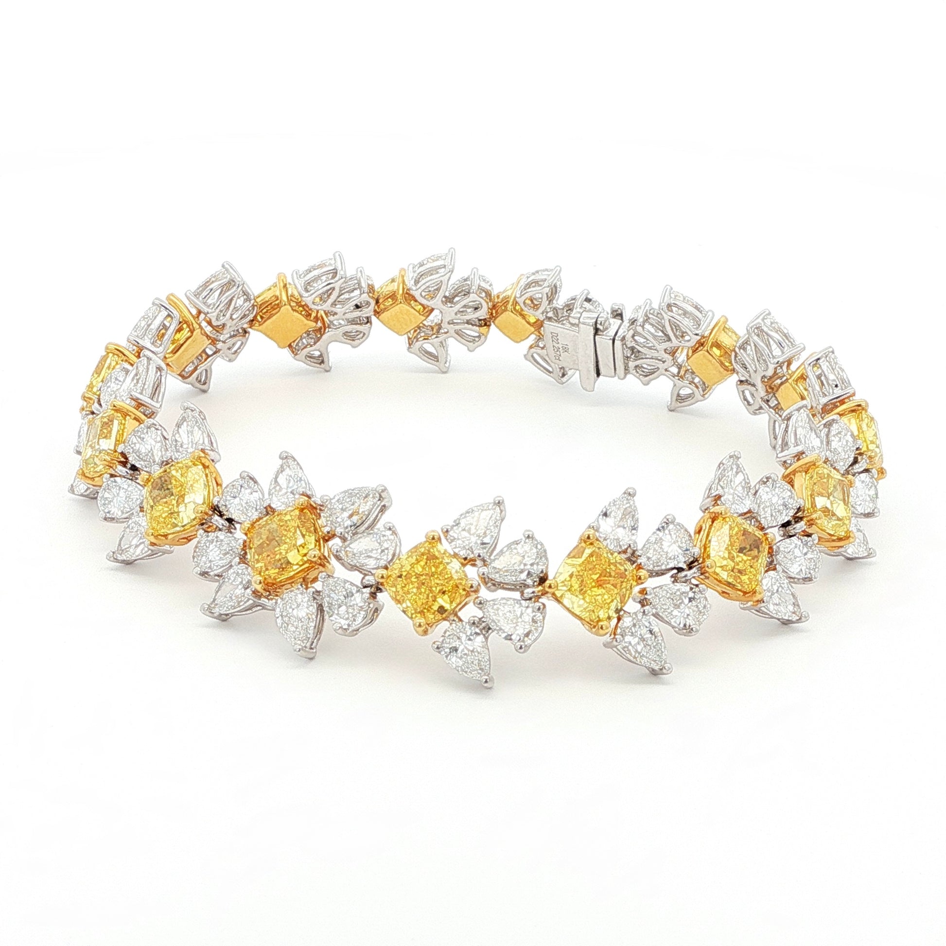 Lab grown diamond bracelet with yellow diamond. made in 18k yellow gold and white gold. occasion wear. 