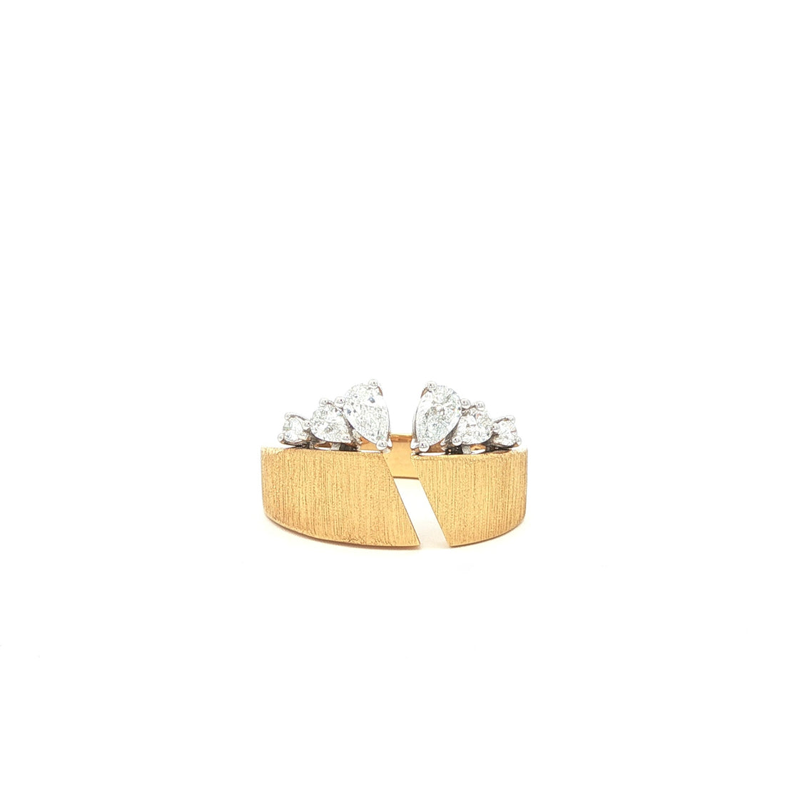 Gold ring with pear lab grown diamonds, 18k yellow gold