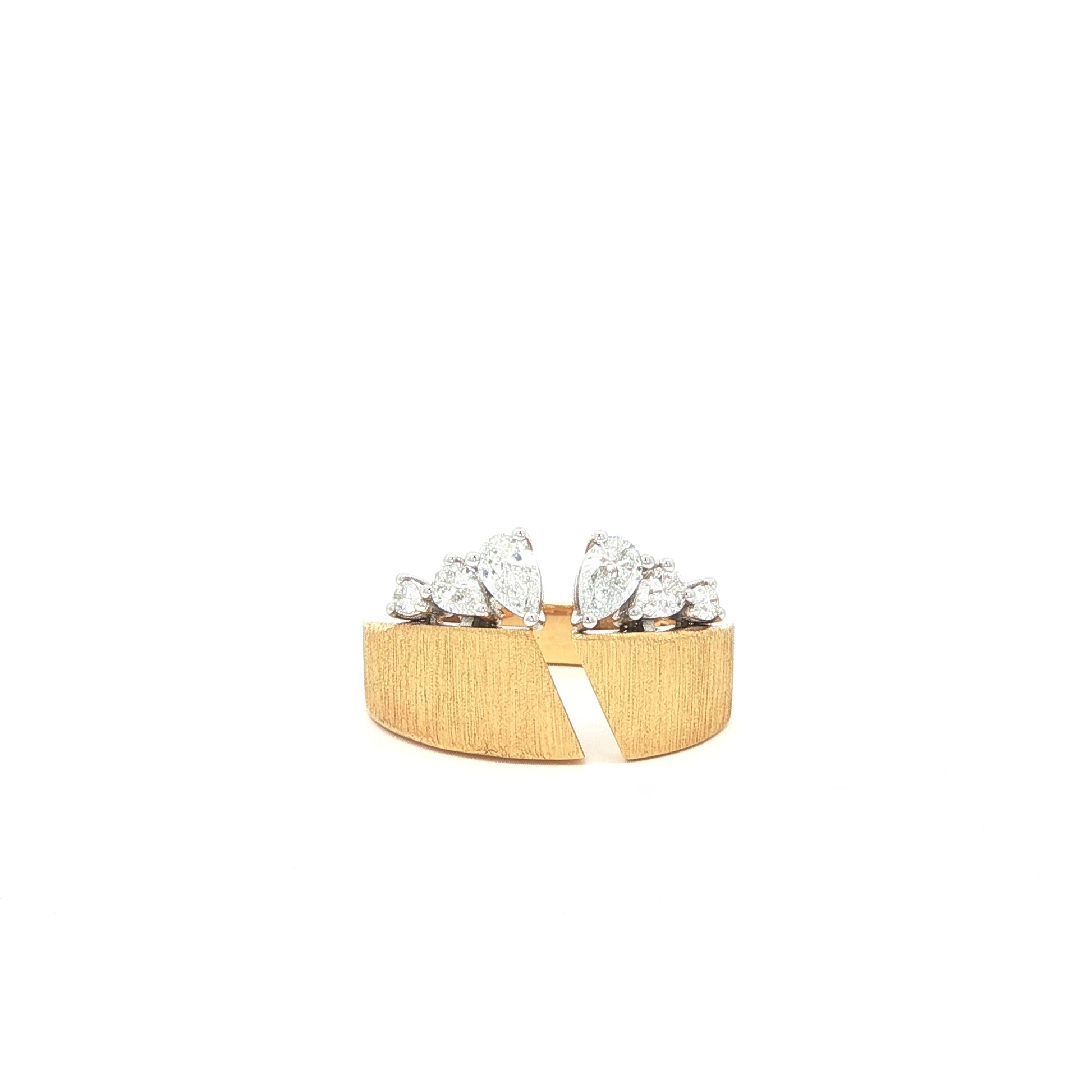 Gold ring with pear lab grown diamonds, 18k yellow gold