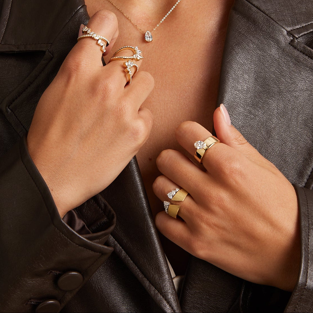 Gold ring with pear lab grown diamonds, 18k yellow gold