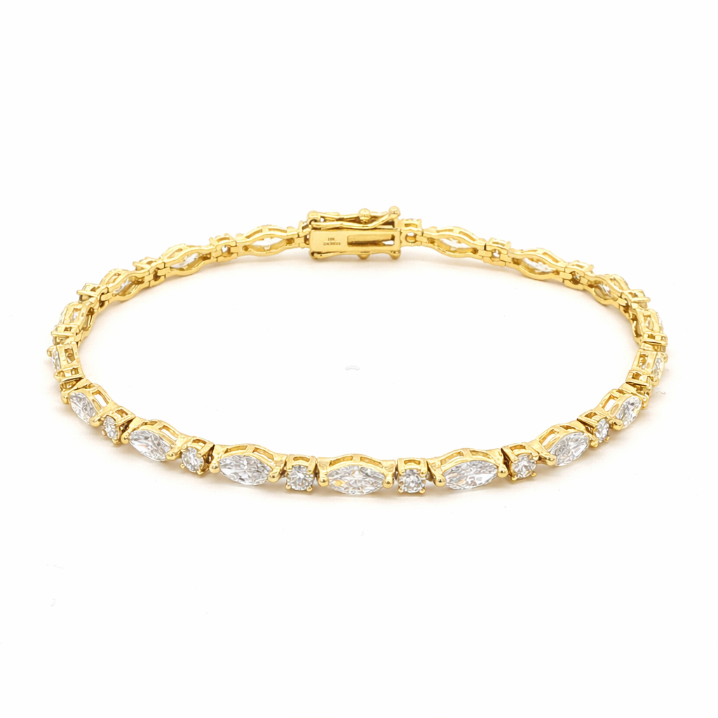 Marquise & Round Lab-Grown Diamond Yellow Gold Tennis Bracelet by By Angi, lab-grown diamond jeweller in Tsim Sha Tsui Hong Kong | TST HK Fine Jewellery
By Angi 尖沙咀人造鑽石珠寶 - Marquise & Round Lab Diamond Tennis 手鏈 | 香港TST求婚鑽石首飾