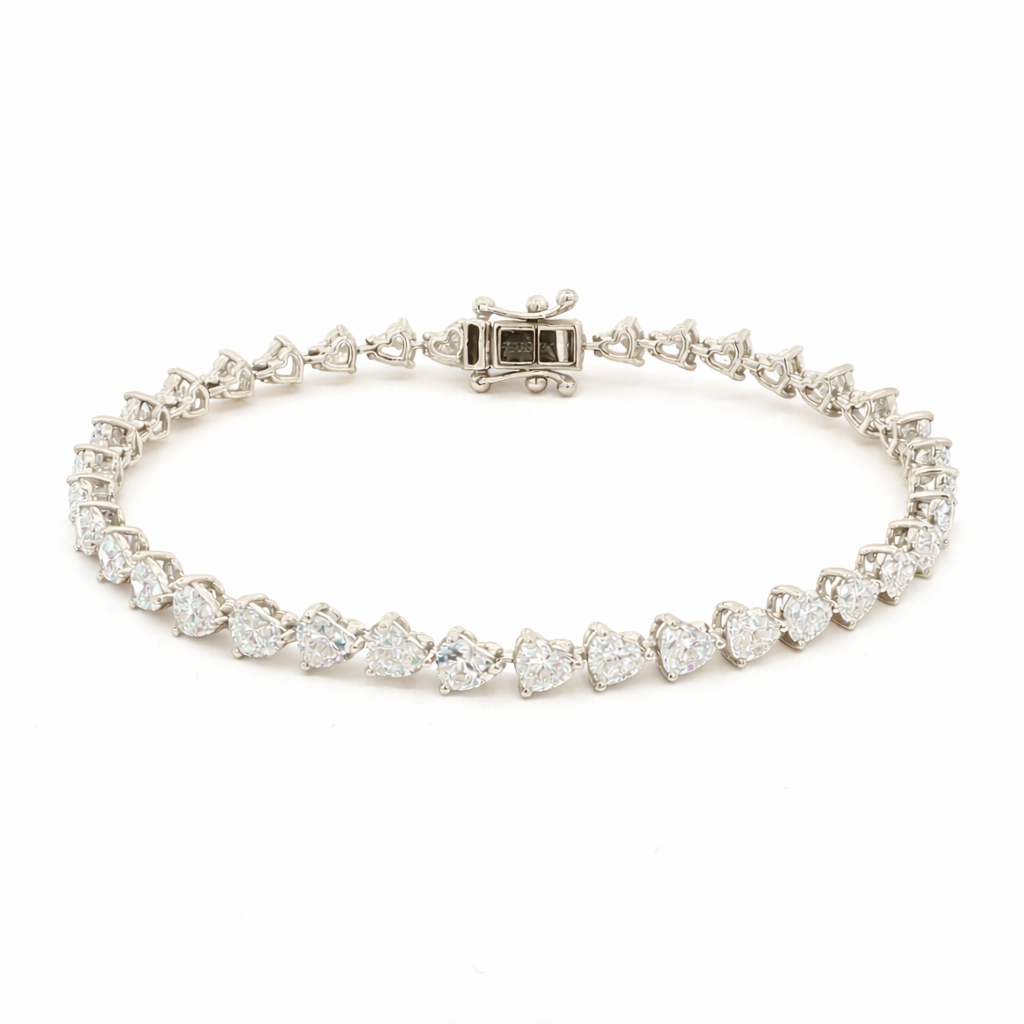 Heart Lab-Grown Diamond White Gold Tennis Bracelet by By Angi, lab-grown diamond jeweller in Tsim Sha Tsui Hong Kong | TST HK Fine Jewellery
By Angi 尖沙咀人造鑽石珠寶 - Heart Lab Diamond Tennis 手鏈 | 香港TST求婚鑽石首飾