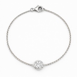 Round Bezel Lab Grown Diamond Chain Bracelet with White Gold by By Angi, lab-grown diamond jeweller in Tsim Sha Tsui Hong Kong | TST HK Fine Jewellery
By Angi 尖沙咀人造鑽石珠寶 - Round Bezel Lab Grown Diamond Chain Bracelet 圓形包邊實驗室培育鑽石鏈手鍊白金 | 香港TST人造鑽石lab diamond首飾 求婚戒指