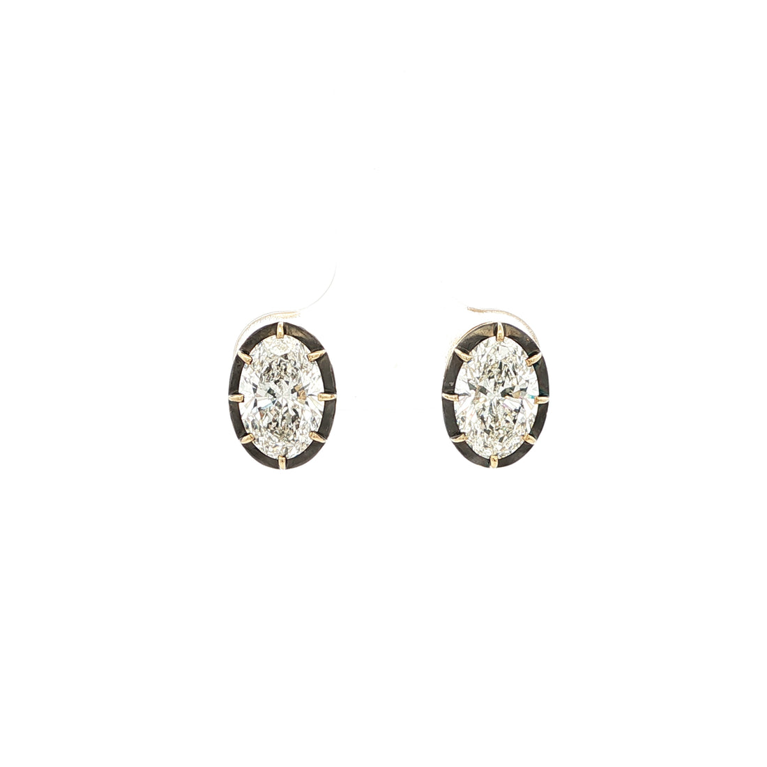 Georgian Style Oval Lab-Grown Diamond Studs by By Angi, lab-grown diamond jeweller in Tsim Sha Tsui Hong Kong | TST HK Fine Jewellery
By Angi 尖沙咀人造鑽石珠寶 - Georgian Style Oval Lab-Grown Diamond Studs 喬治亞風格橢圓形實驗室培育鑽石耳環 | 香港TST人造鑽石lab diamond首飾 求婚戒指