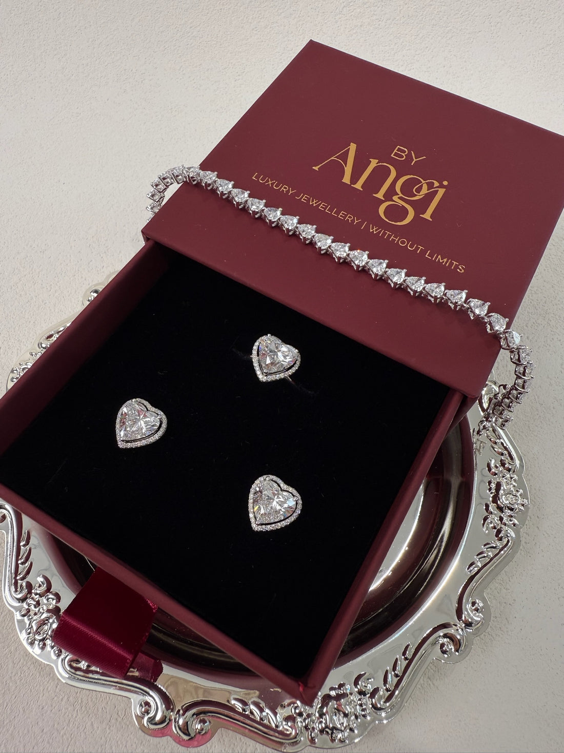 Double Halo Heart Lab Grown Diamond Studs - Lab Grown Diamond earrings - By Angi Showroom in Hong Kong TST/Tsim Sha Tsui 
- 鑽石耳環 - 培育鑽石  - By Angi 香港尖沙咀展示店 