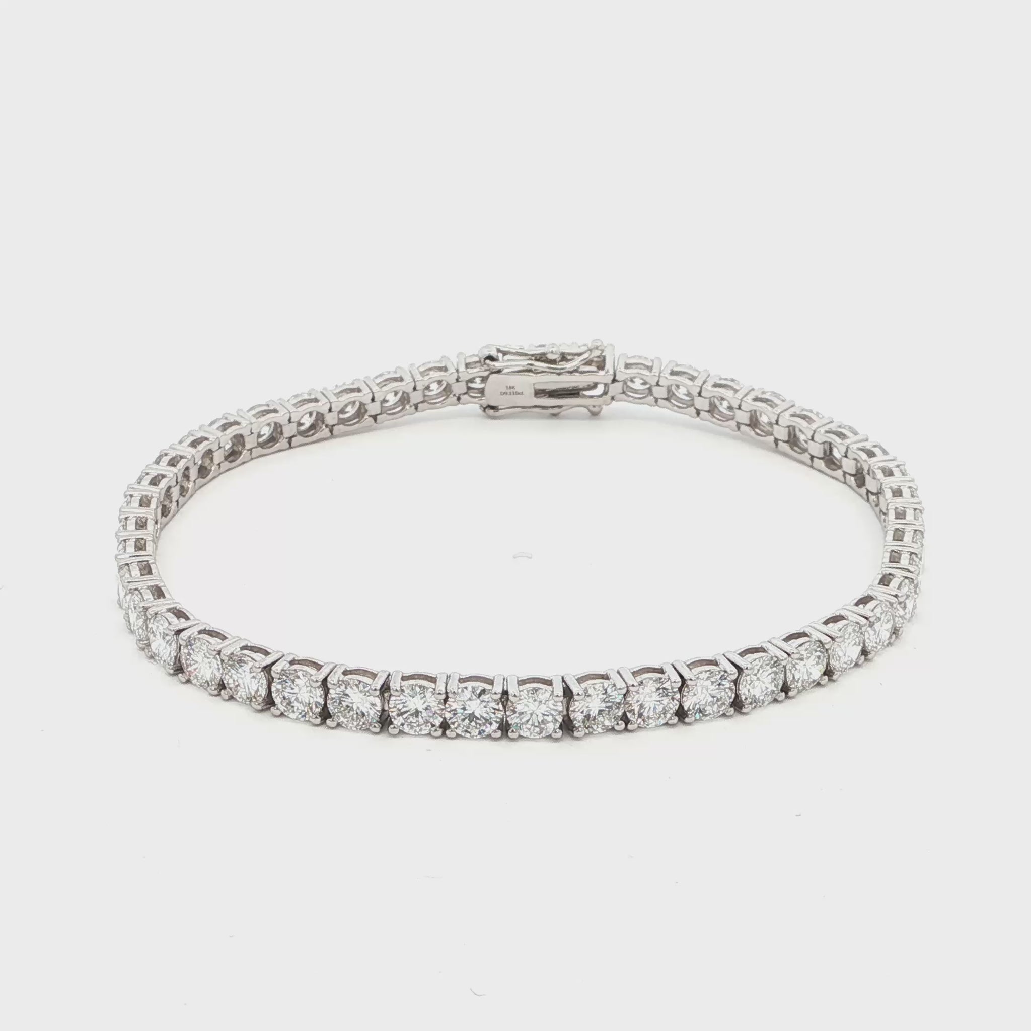 18K White Gold Brilliant Round-Cut Lab-Grown Diamond Tennis Bracelet 

This 18K White Gold is the ultimate classic—endless rounds of brilliant-cut diamonds set in a seamless flow of sparkle. Perfect for those who appreciate timeless elegance with effortless versatility.
