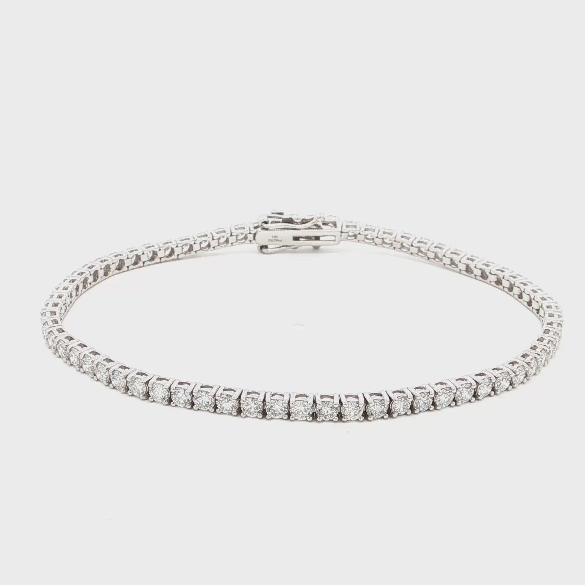 18K White Gold Brilliant Round-Cut Lab-Grown Diamond Tennis Bracelet

An endless line of brilliant-cut diamonds set in 18K White Gold. This Lab-Grown Diamond tennis bracelet delivers a seamless flow of sparkle — timeless luxury for any occasion.