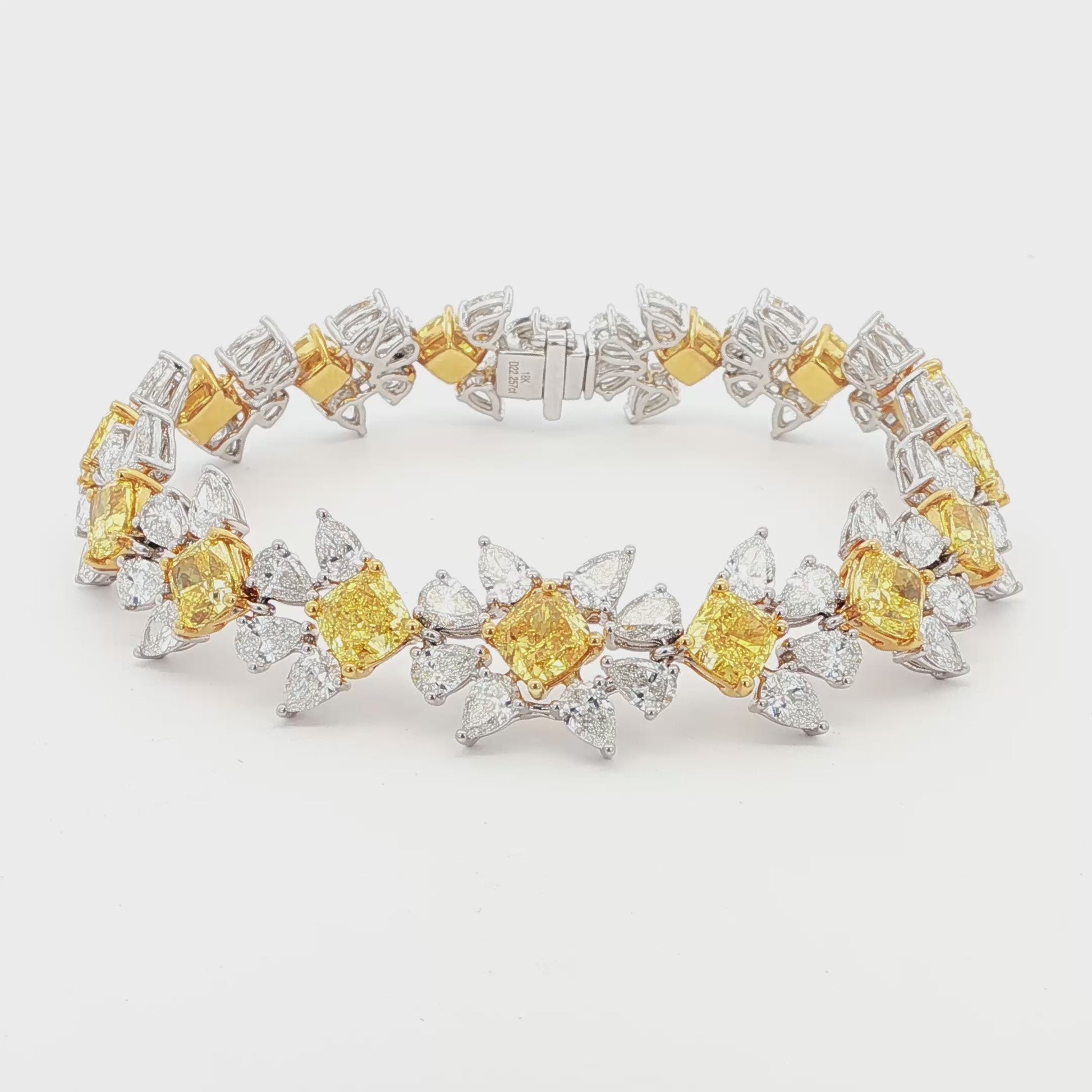 Lab-grown diamond bracelet with a yellow diamond. Made in 18k yellow gold and white gold. Occasion wear. 